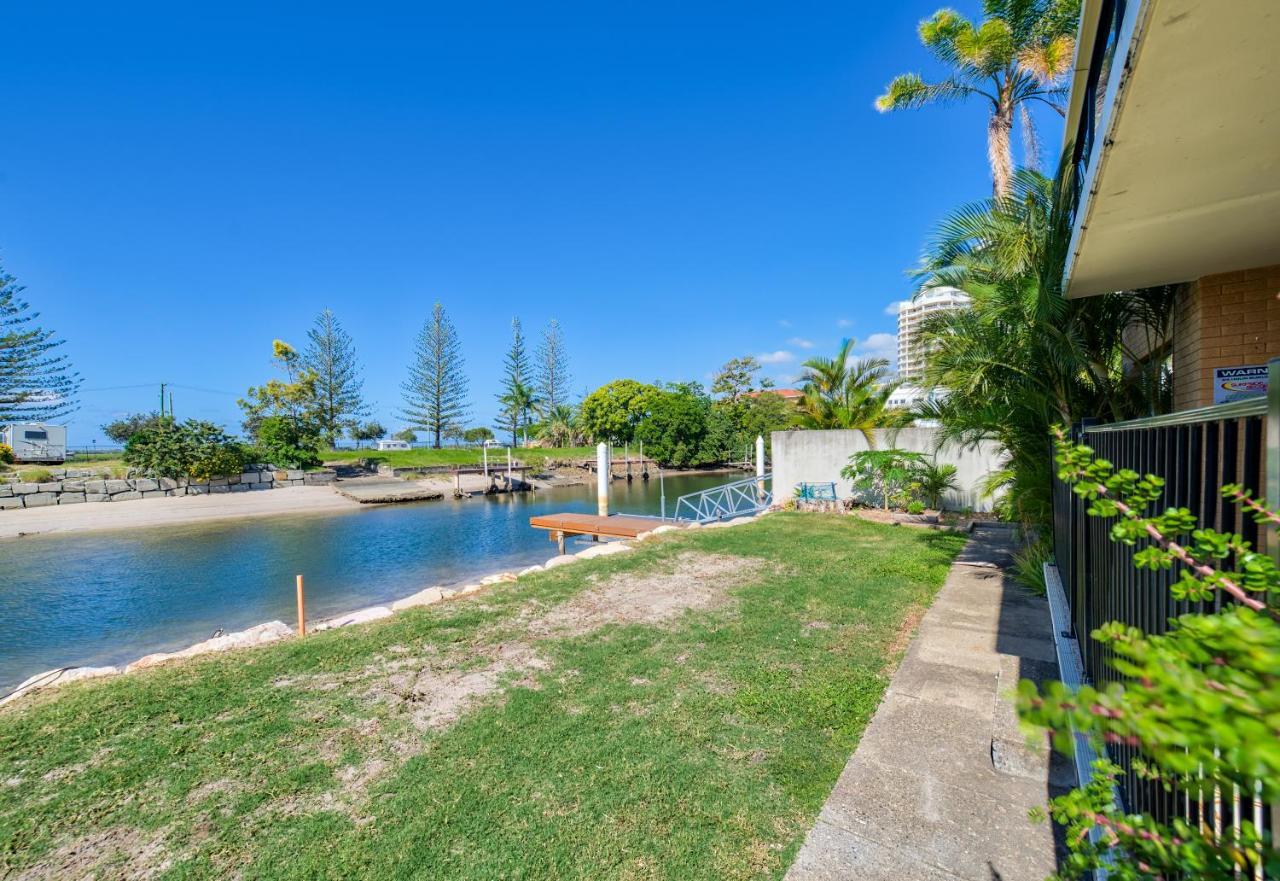 Broadwater Canal Frontage-Runaway Bay-Boat Ramp Gold Coast Exterior foto